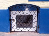 Aarons Gates and Railings Image